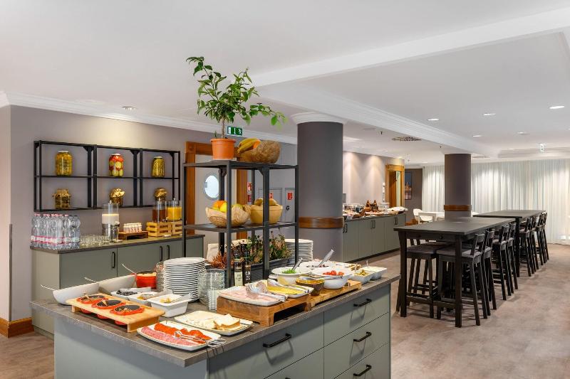 Millennium Court Marriott Executive Apartments - Restoran