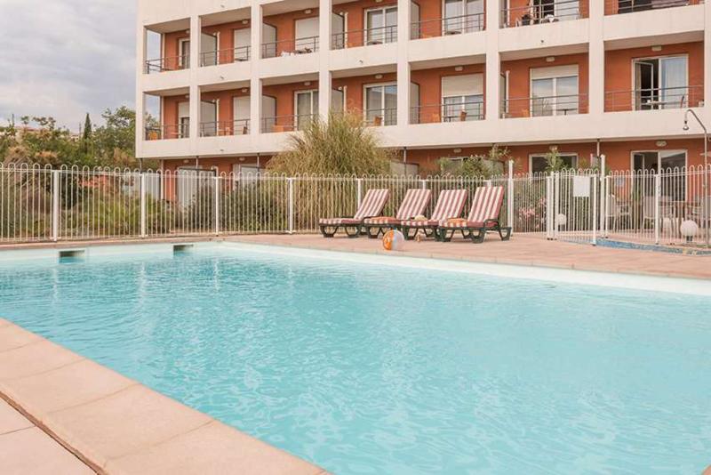 Appart'City Classic Aix en Provence La Duranne - Havuz