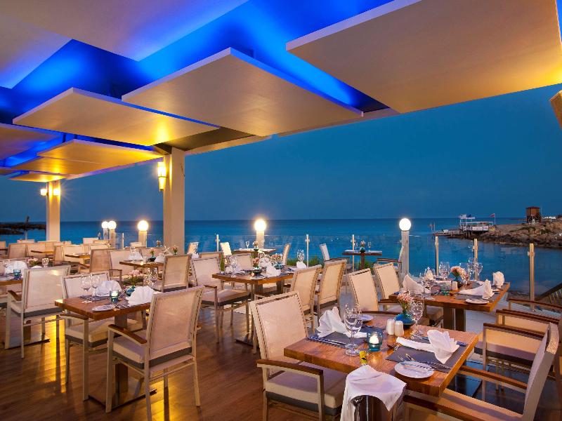 Pernera Beach - Restoran