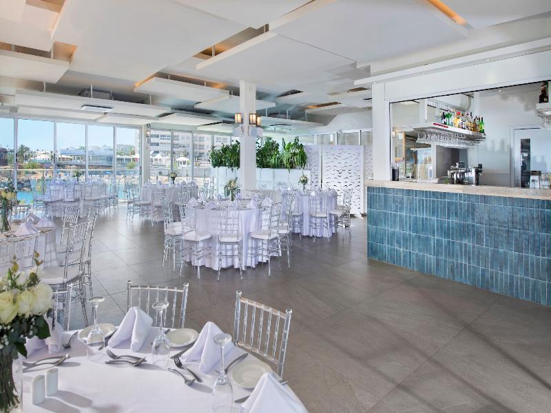 Pernera Beach - Restoran