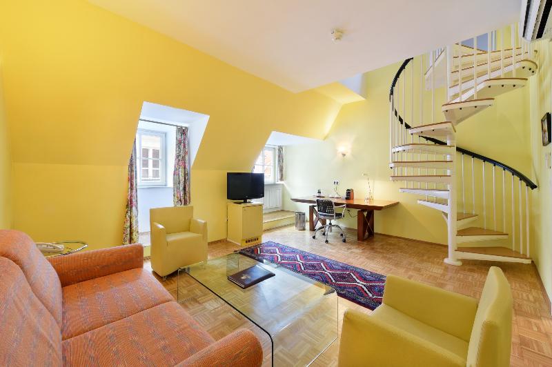 Boutique Hotel Dom - Rooms & Suites - Oda