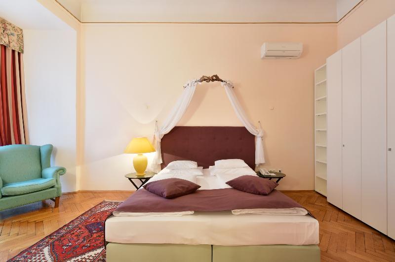 Boutique Hotel Dom - Rooms & Suites - Oda