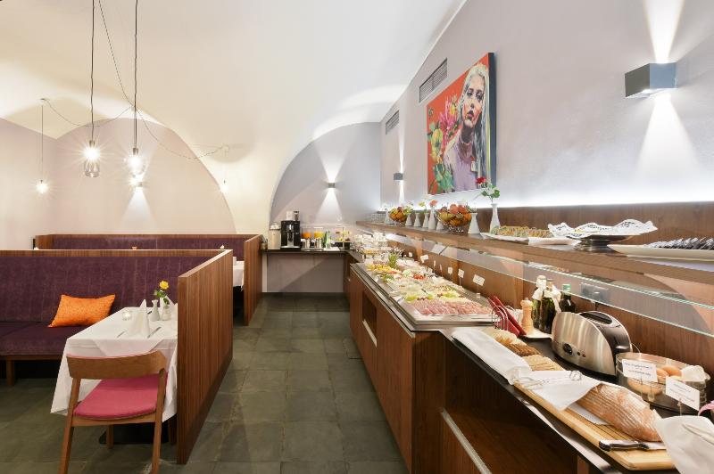 Boutique Hotel Dom - Rooms & Suites - Restoran