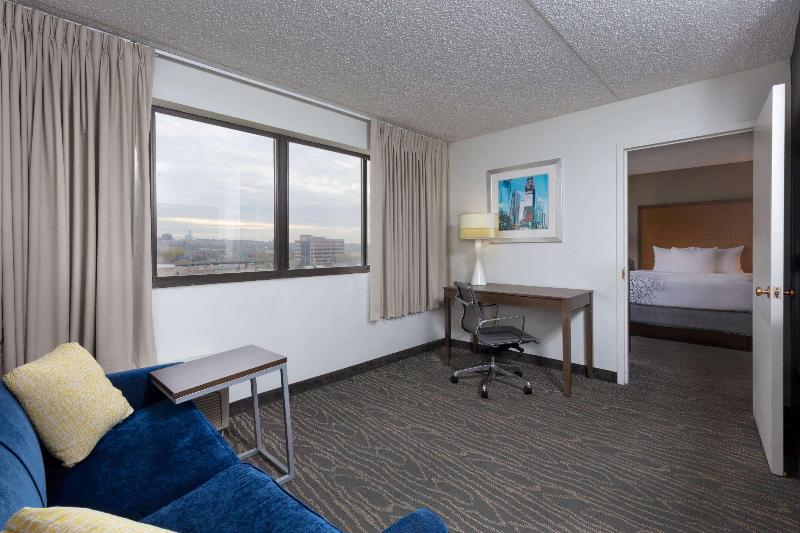 La Quinta Inn & Suites Secaucus - Oda