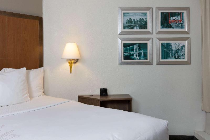La Quinta Inn & Suites Secaucus - Oda