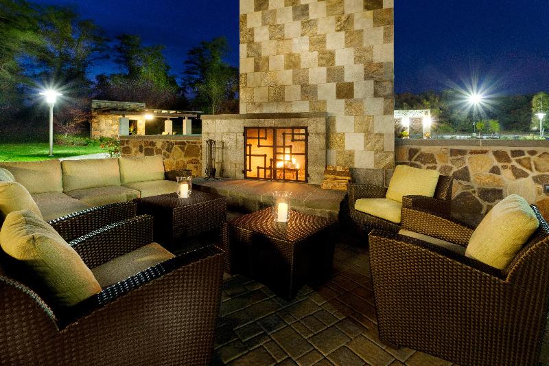 Hotel Indigo Long Island - East End - Teras