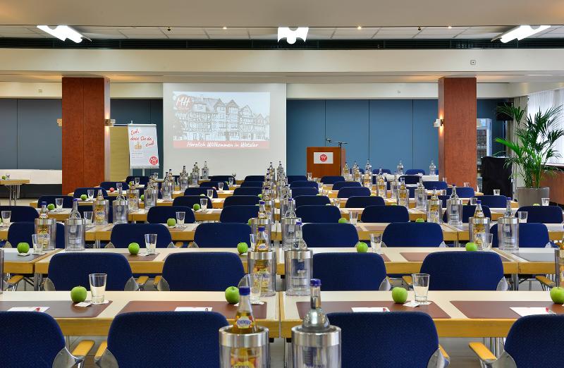Roomingtons Wetzlar - Toplantı