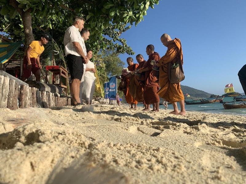 Castaway - Toplantı