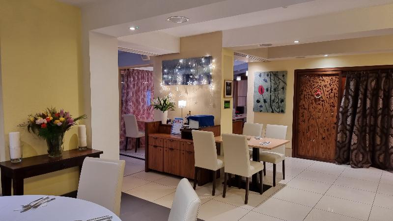 Park City Grand Plaza Kensington - Restoran