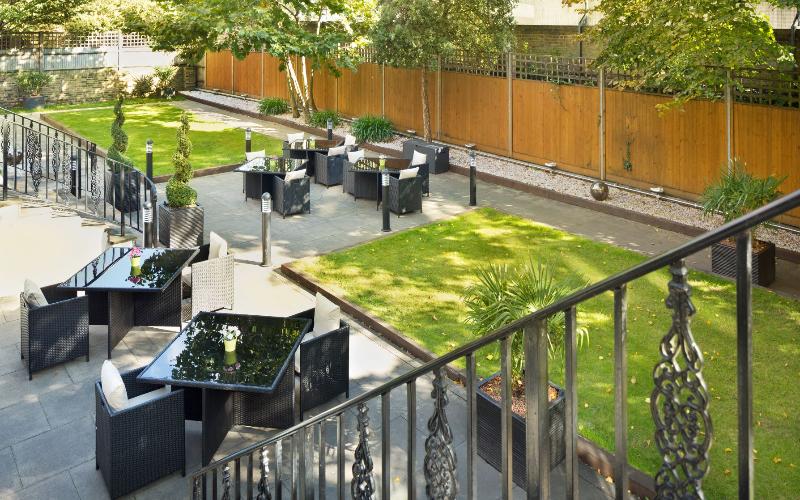 Park City Grand Plaza Kensington - Teras
