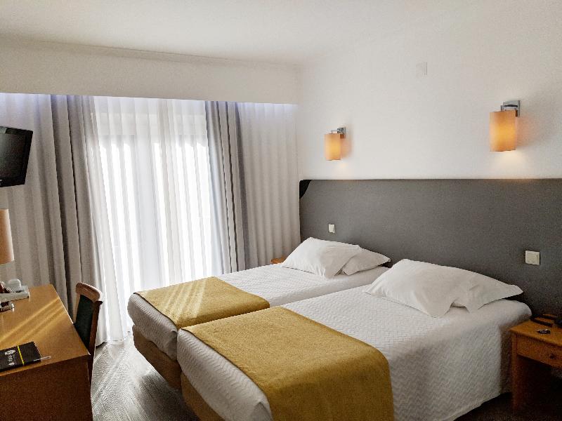 Varzinn Hotel - Genel
