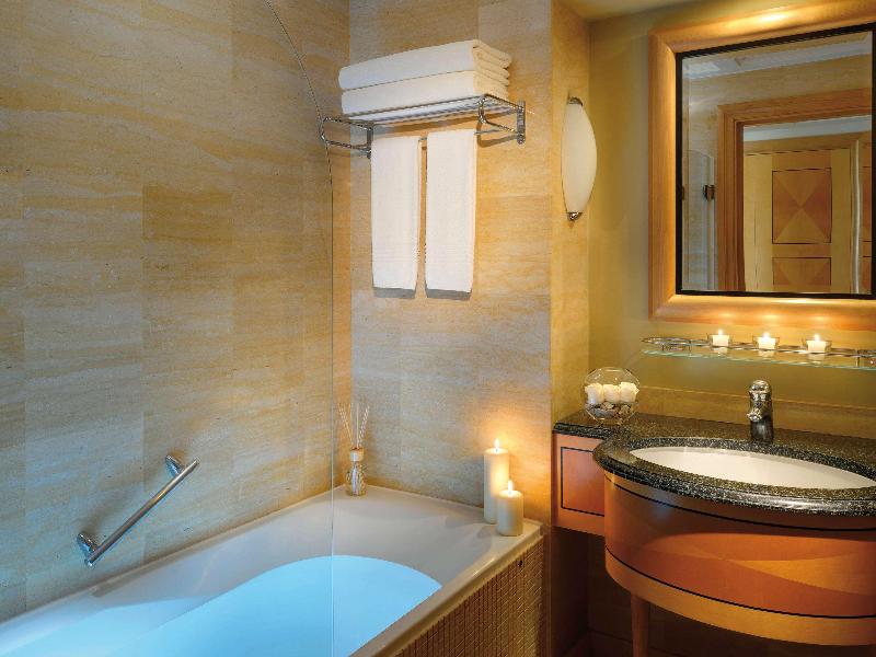Movenpick Hotel Doha - Oda