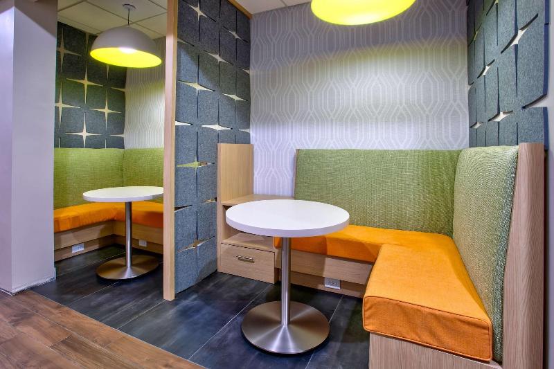 Hampton Inn & Suites Newark Airport Elizabeth - Toplantı