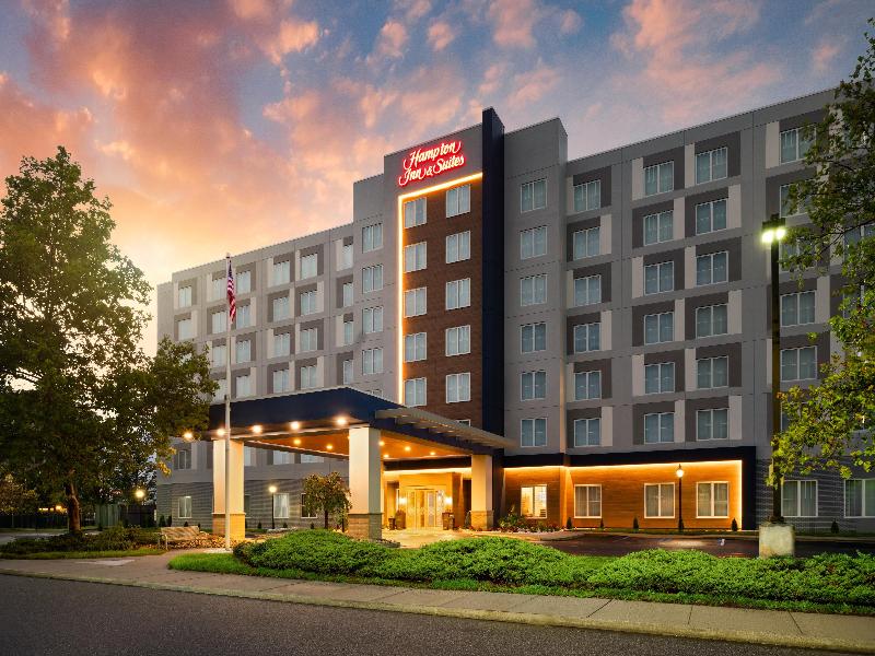 Hampton Inn & Suites Newark Airport Elizabeth - Genel