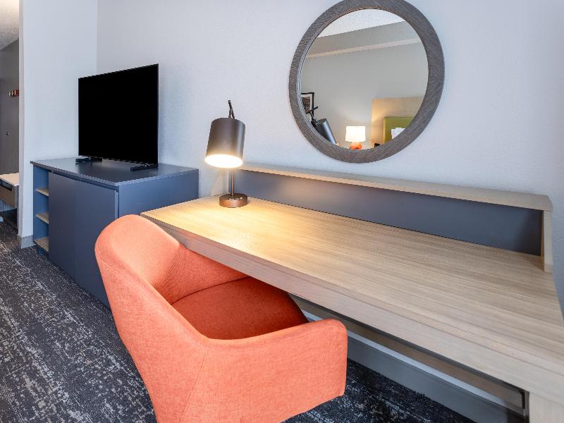 Hampton Inn & Suites Newark Airport Elizabeth - Oda