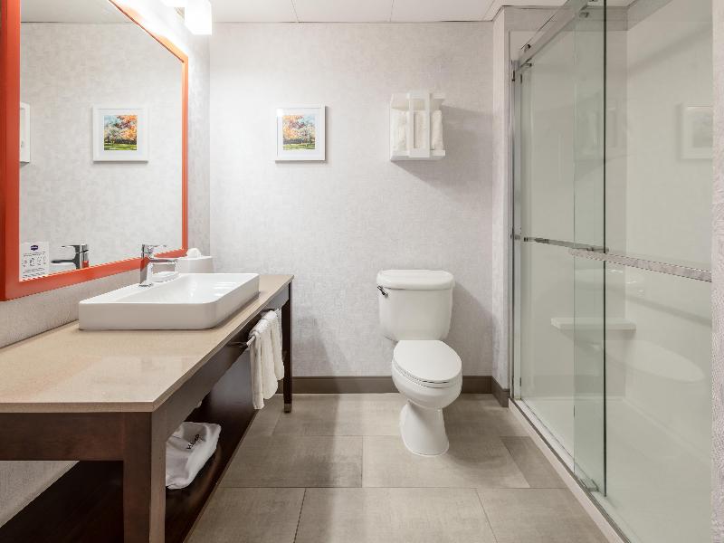 Hampton Inn & Suites Newark Airport Elizabeth - Oda