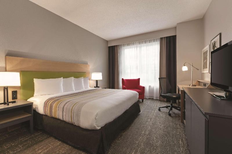 Hampton Inn & Suites Newark Airport Elizabeth - Oda