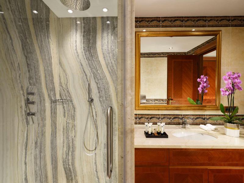 Hotel Swiss Diamond Lugano - Oda