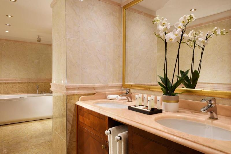 Hotel Swiss Diamond Lugano - Oda