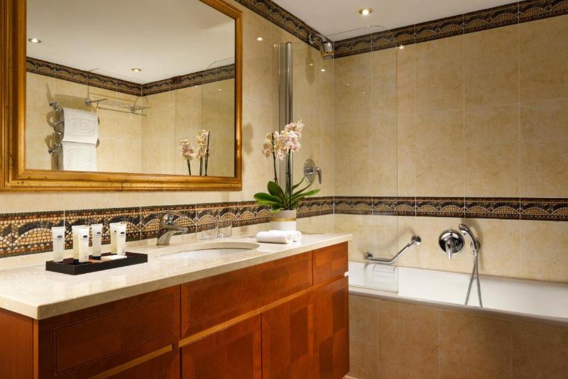 Hotel Swiss Diamond Lugano - Oda