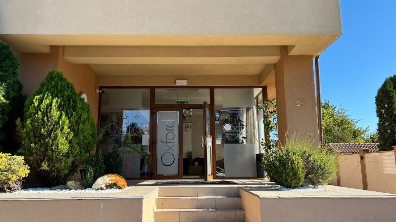Hotel Oxford Inns & Suites - Genel