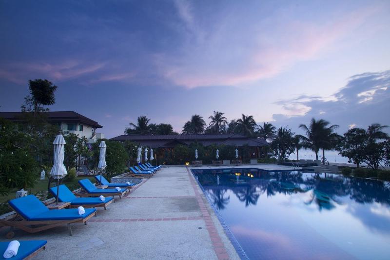 Kuiburi Hotel & Resort - Havuz