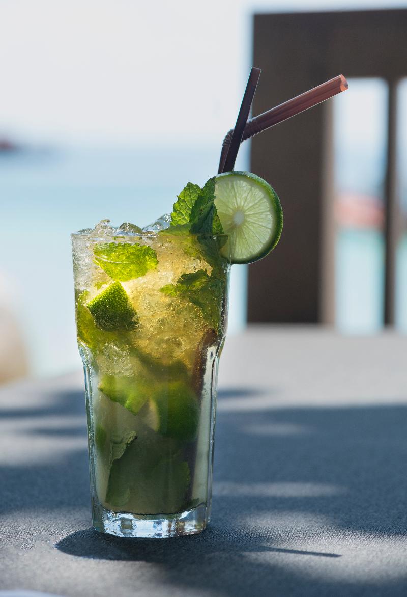 Haadtien Beach Resort - Bar