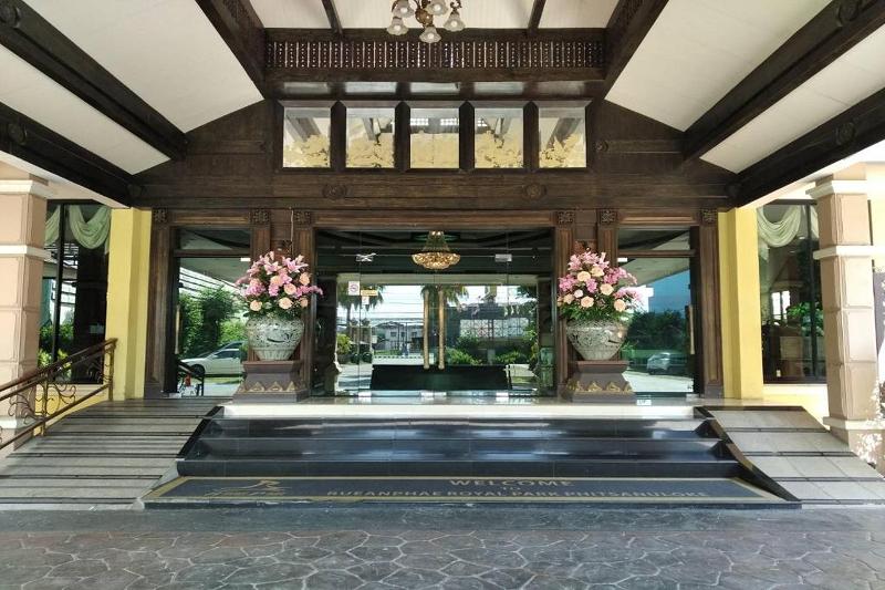 Ruean Phae Royal Park Hotel by ZUZU - Genel