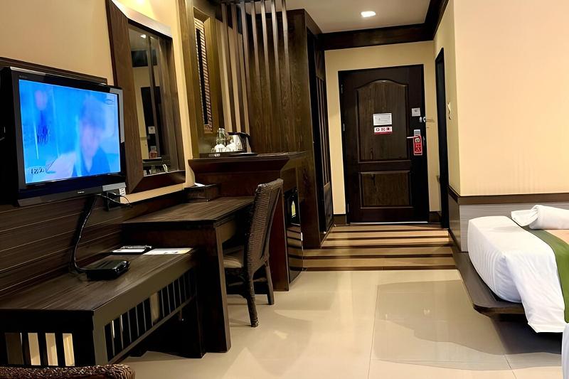 Ruean Phae Royal Park Hotel by ZUZU - Oda