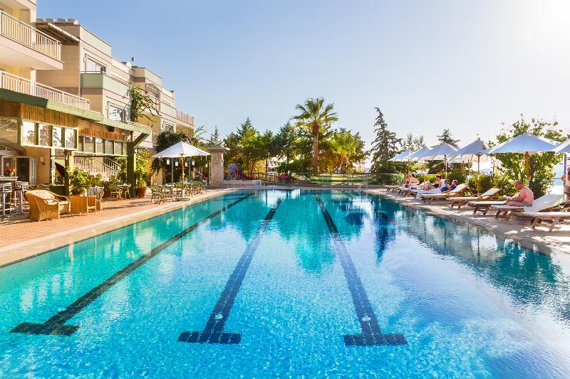 Happy Hotel - Havuz