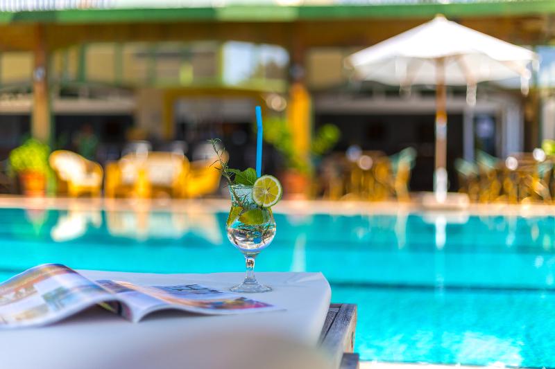 Happy Hotel - Restoran