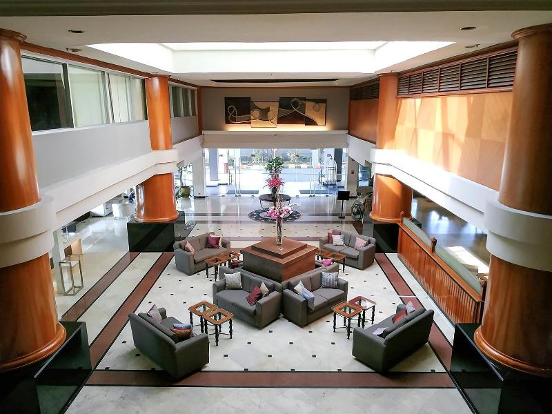 Verwood Surabaya Hotel and Serviced Residence - Lobi