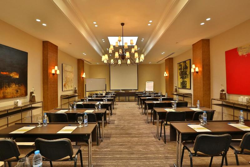 Al Qasr Metropole - Toplantı