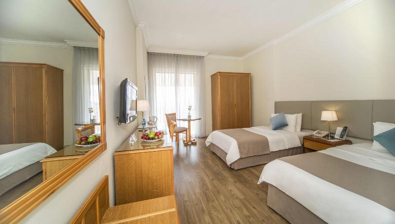 Al Qasr Metropole - Oda