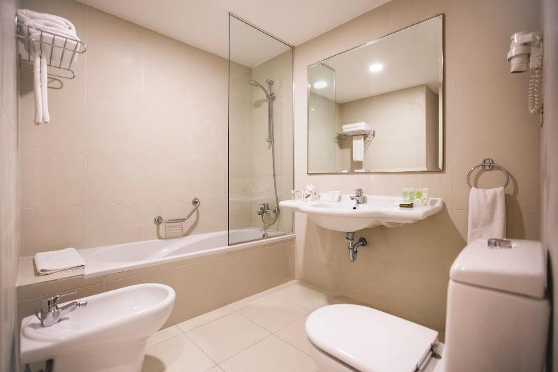 Al Qasr Metropole - Oda