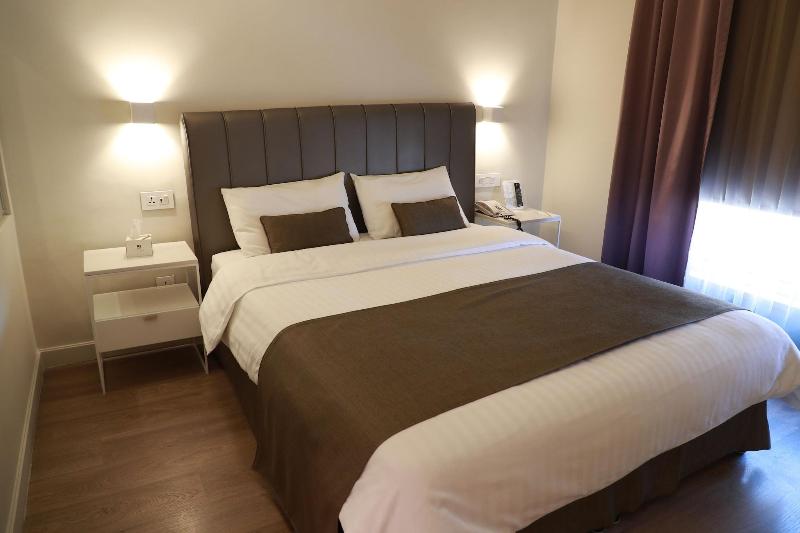 Al Qasr Metropole - Oda
