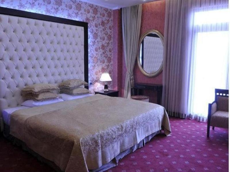 Riviera Hotel - Oda