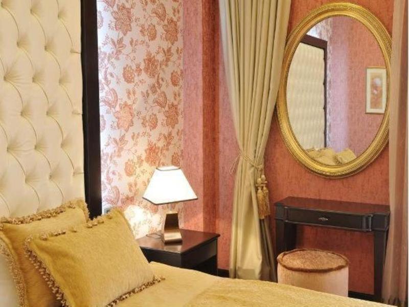 Riviera Hotel - Oda