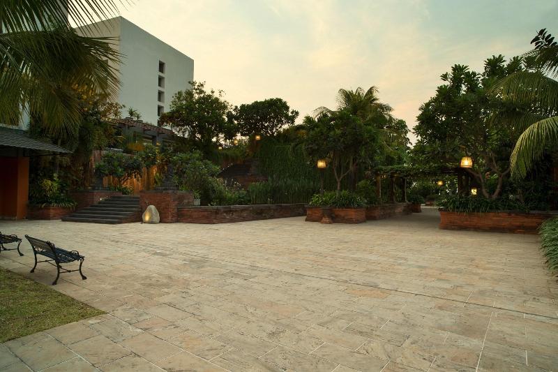 Bumi Surabaya City Resort - Genel