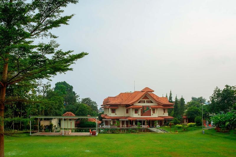 Ahadiat Hotel & Bungalow by ZUZU - Genel