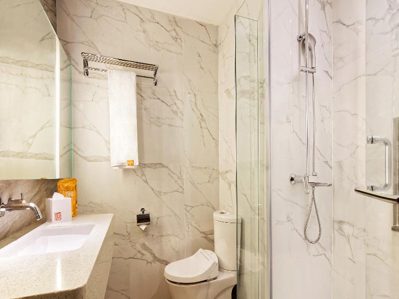 Harris Hotel & Conventions Kelapa Gading - Oda