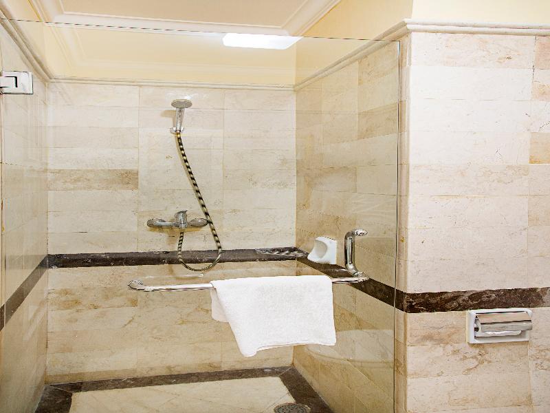 Blue Sky Hotel Pandurata - Genel