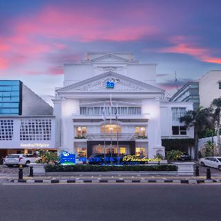 Blue Sky Hotel Pandurata fotoÄŸrafÄ±