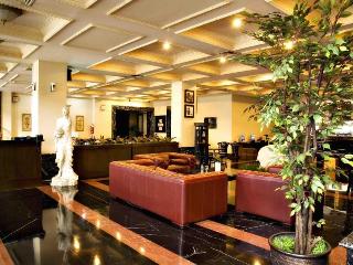 Golden Boutique Melawai fotoÄŸrafÄ±
