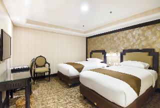 Golden Boutique Melawai fotoÄŸrafÄ±