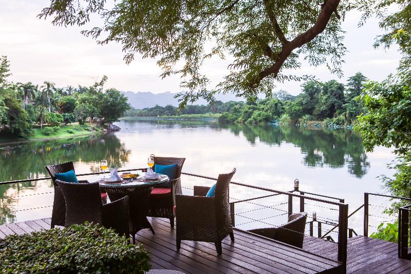 U Inchantree Kanchanaburi - Bar