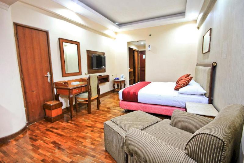 Grand Menteng - Genel