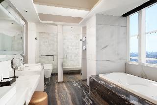 ARTOTEL TS Suites Surabaya fotoÄŸrafÄ±