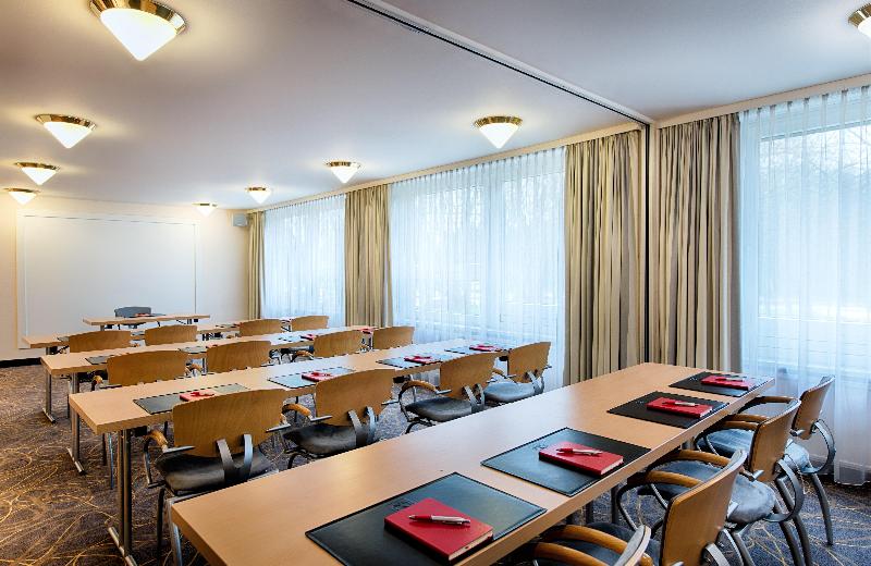 Leonardo Hotel Hamburg City Nord - Toplantı