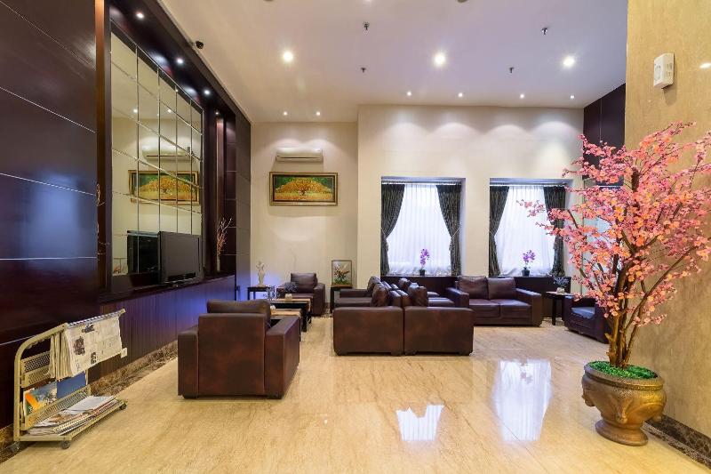 Golden Sky Condotel - Lobi